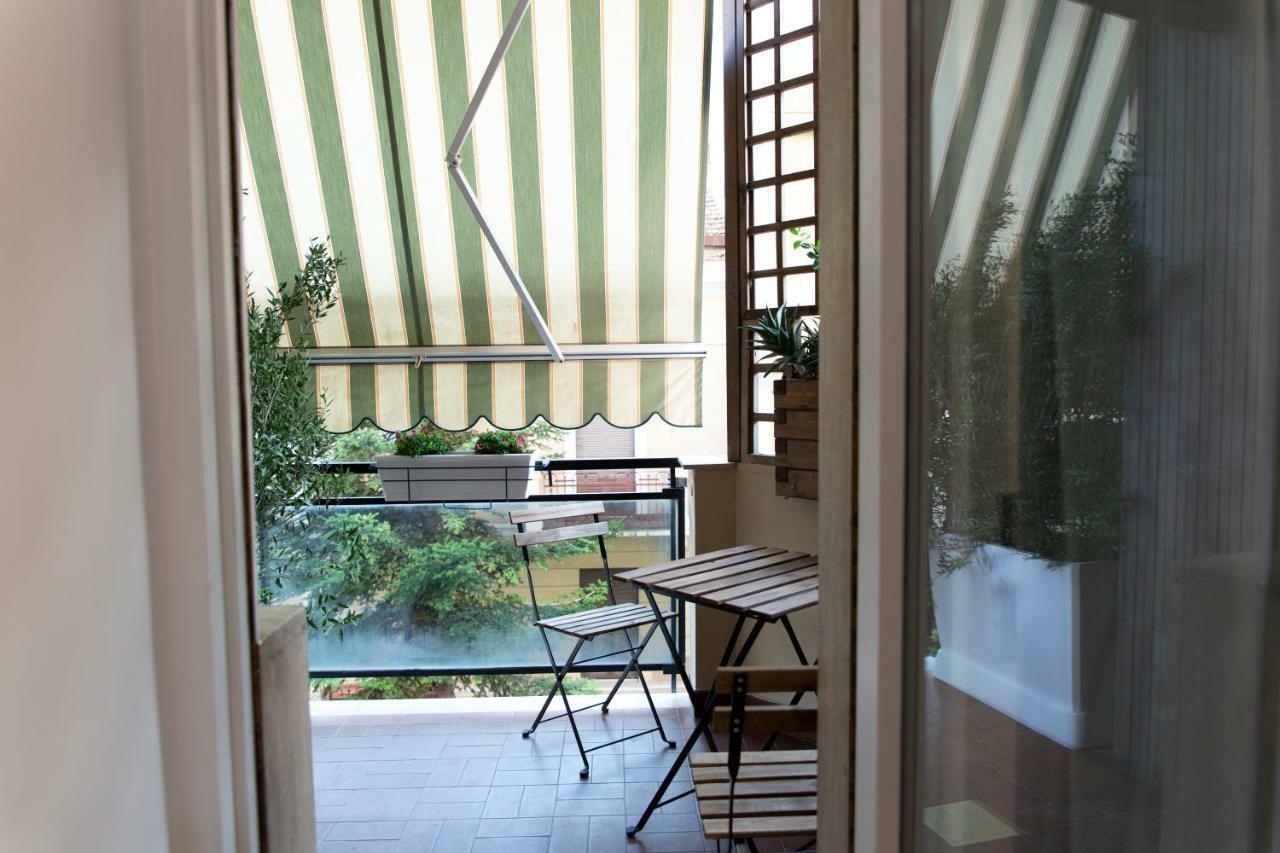 Deluxe Double Room with Balcony,860691635:JPEG